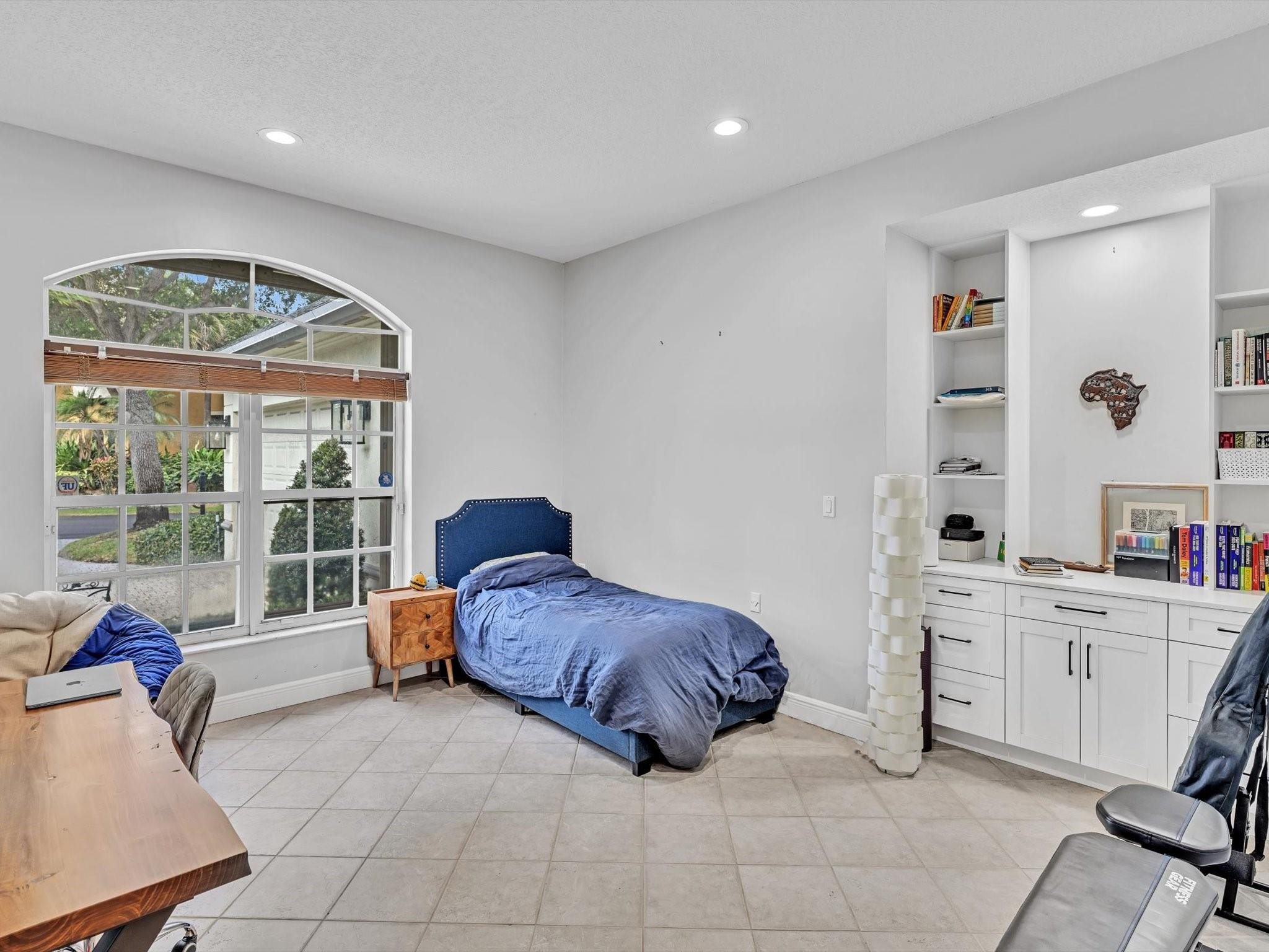 8941 SW 8th Street