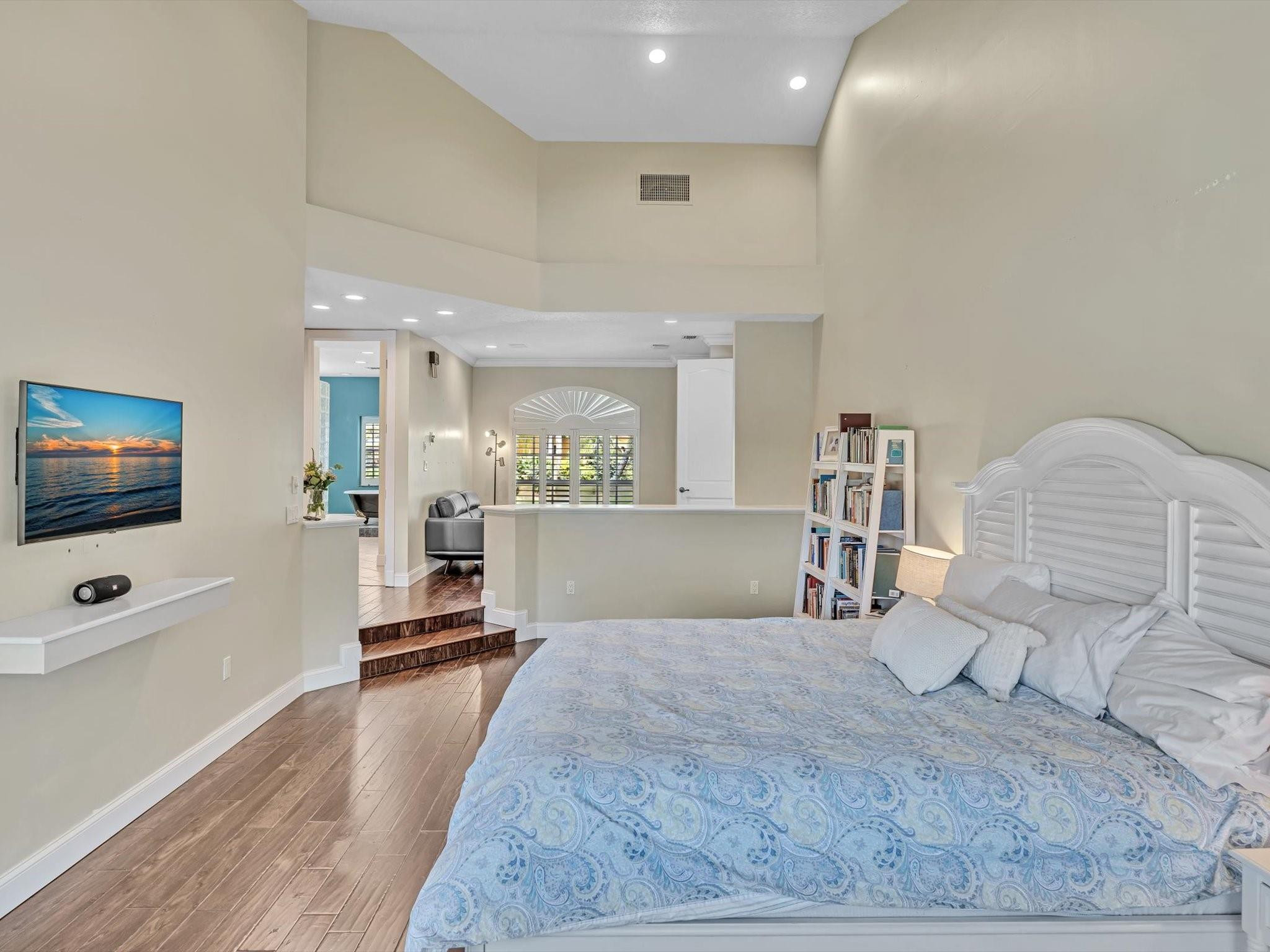 8941 SW 8th Street