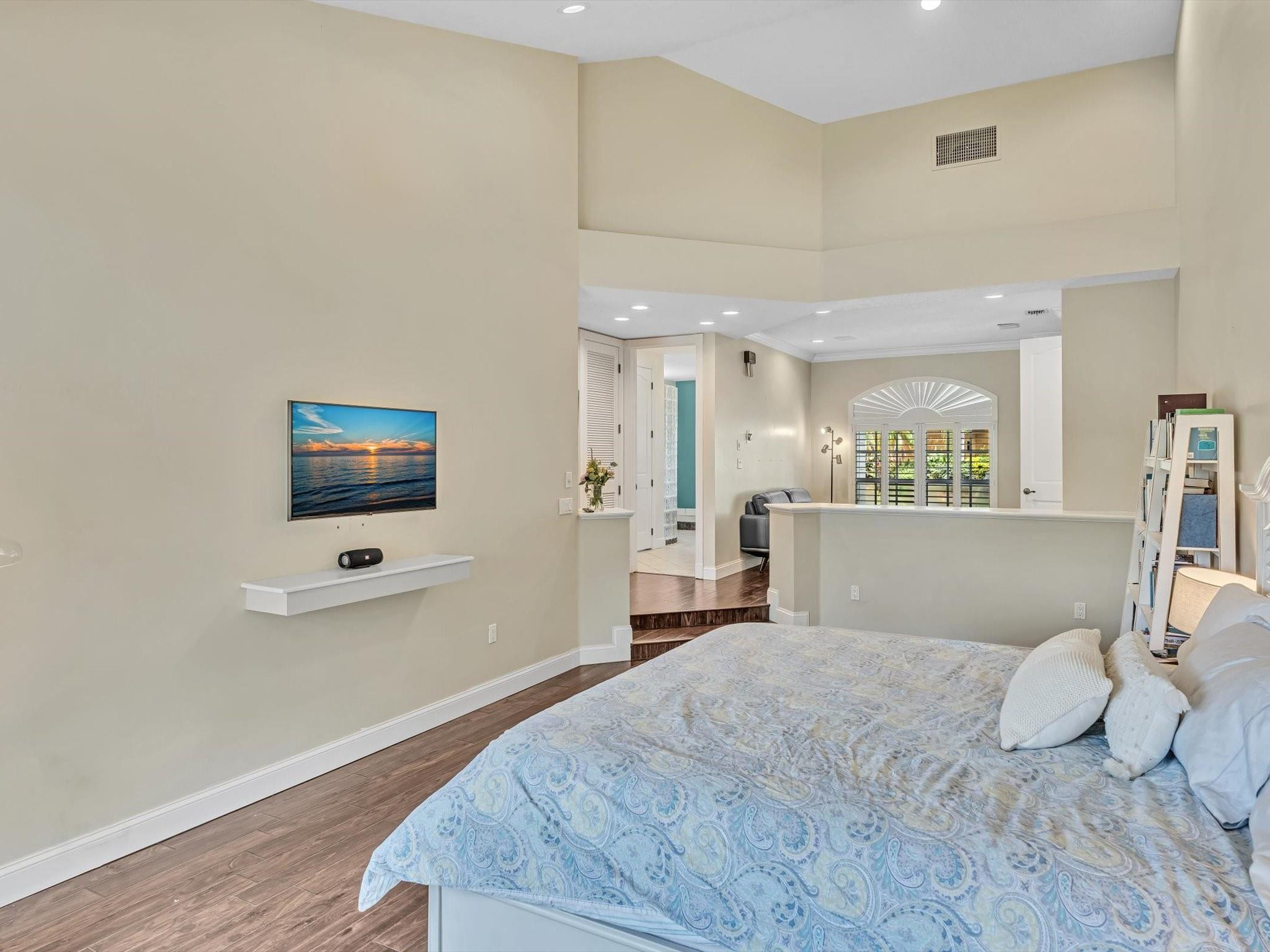8941 SW 8th Street