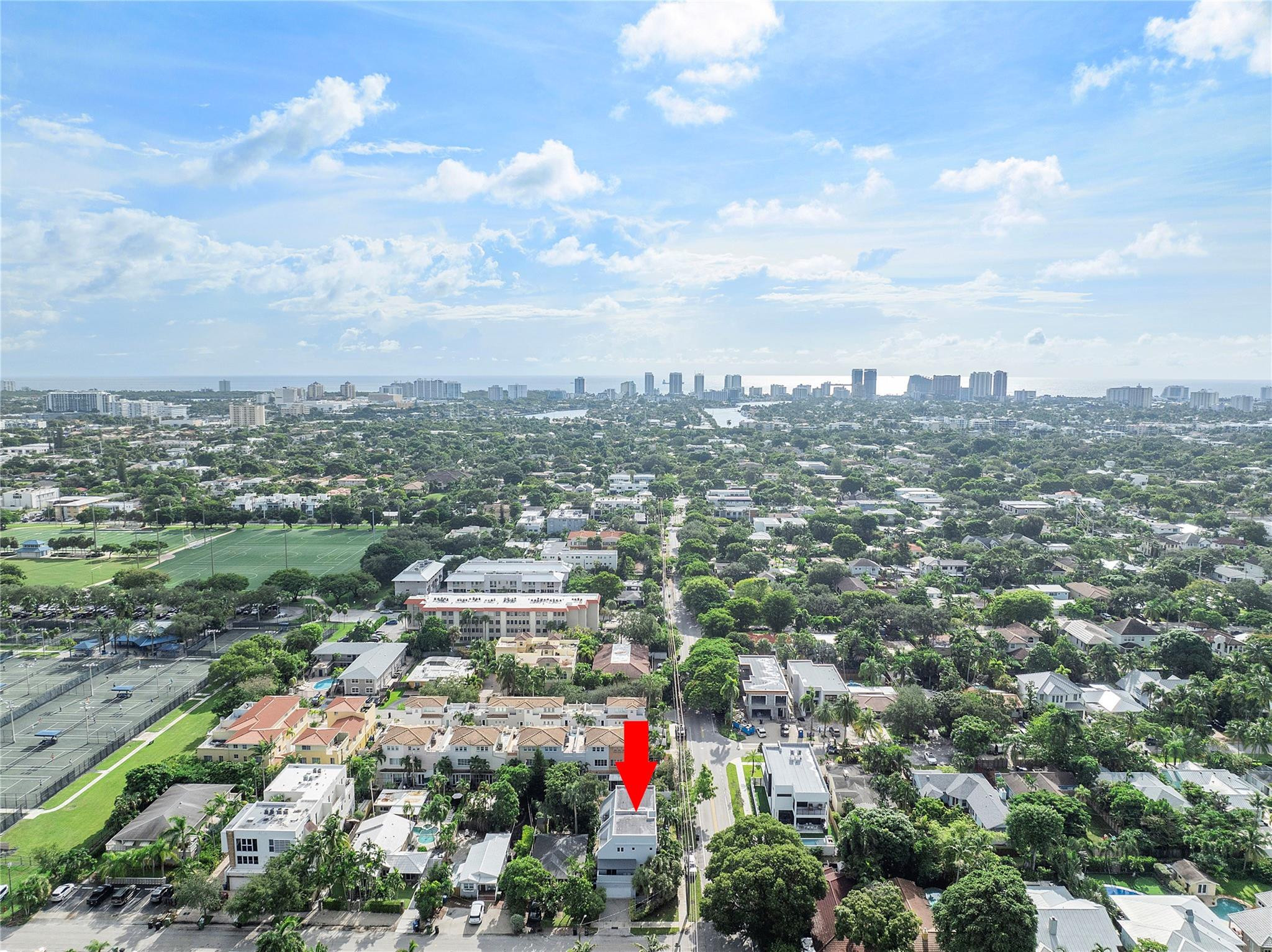 600 NE 10th Avenue