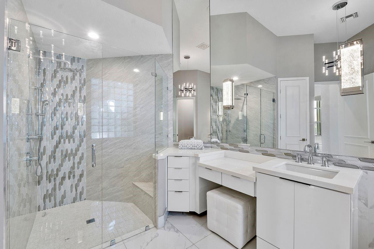 7963 Villa D Este Way