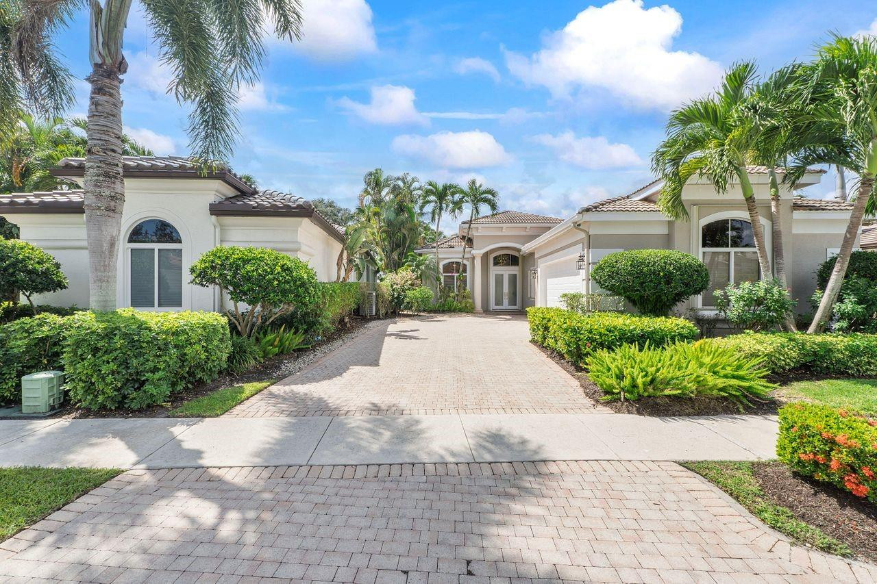 7963 Villa D Este Way