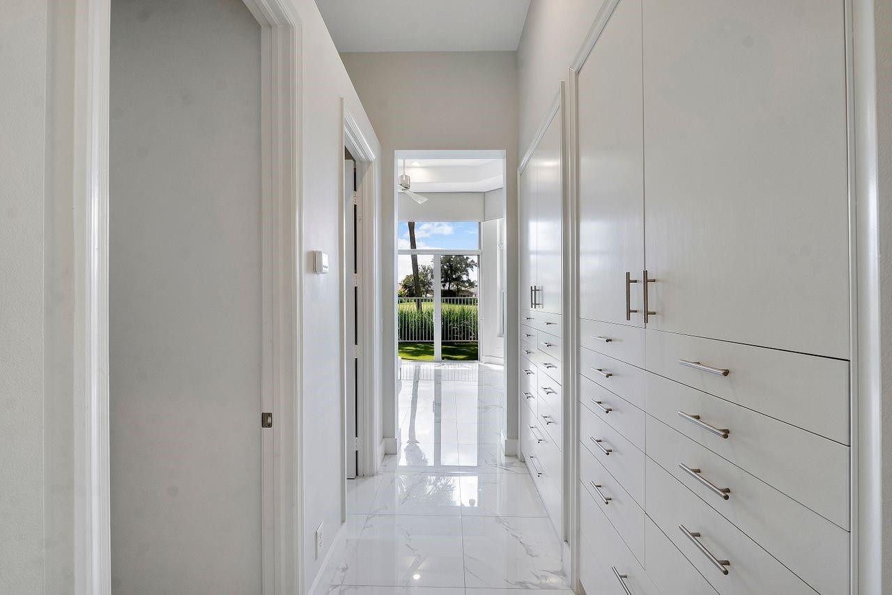 7963 Villa D Este Way