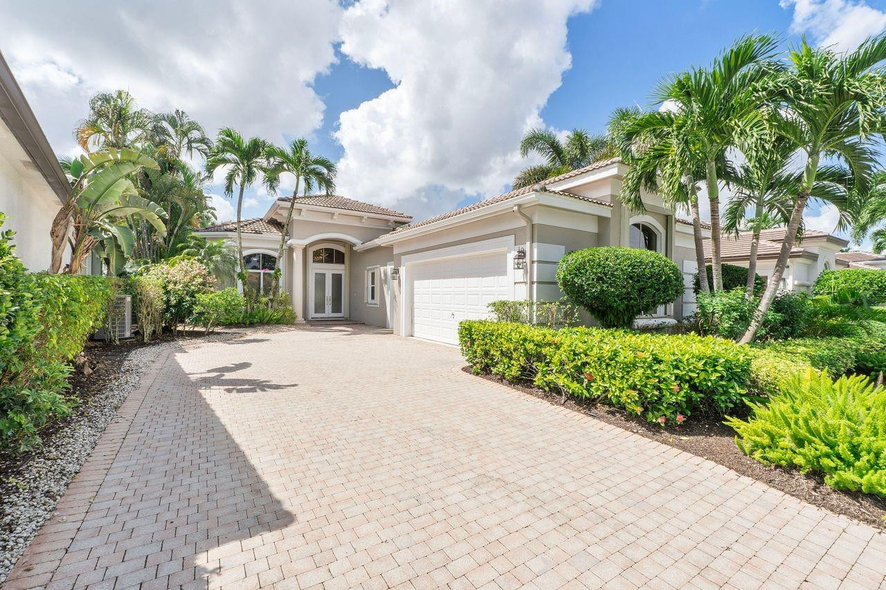 7963 Villa D Este Way