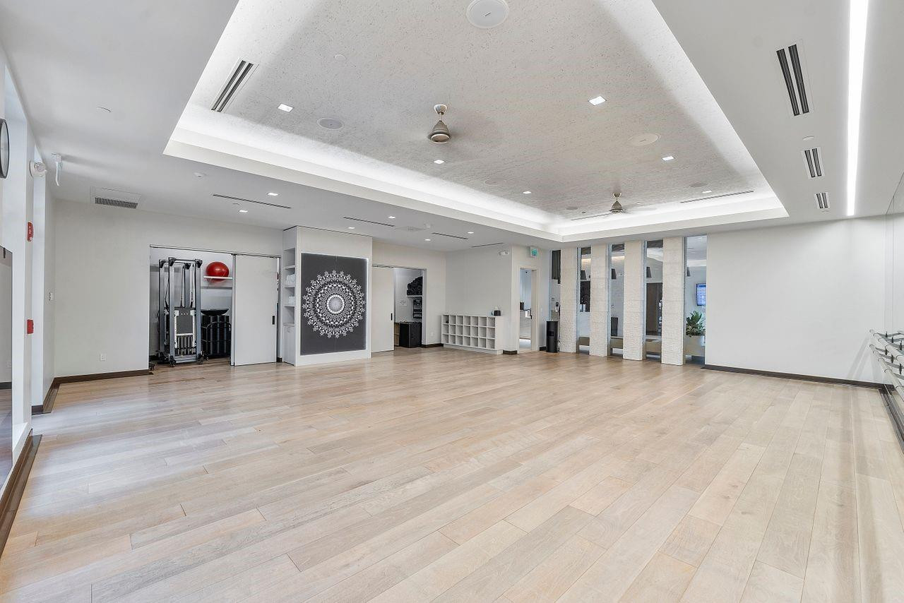 7963 Villa D Este Way