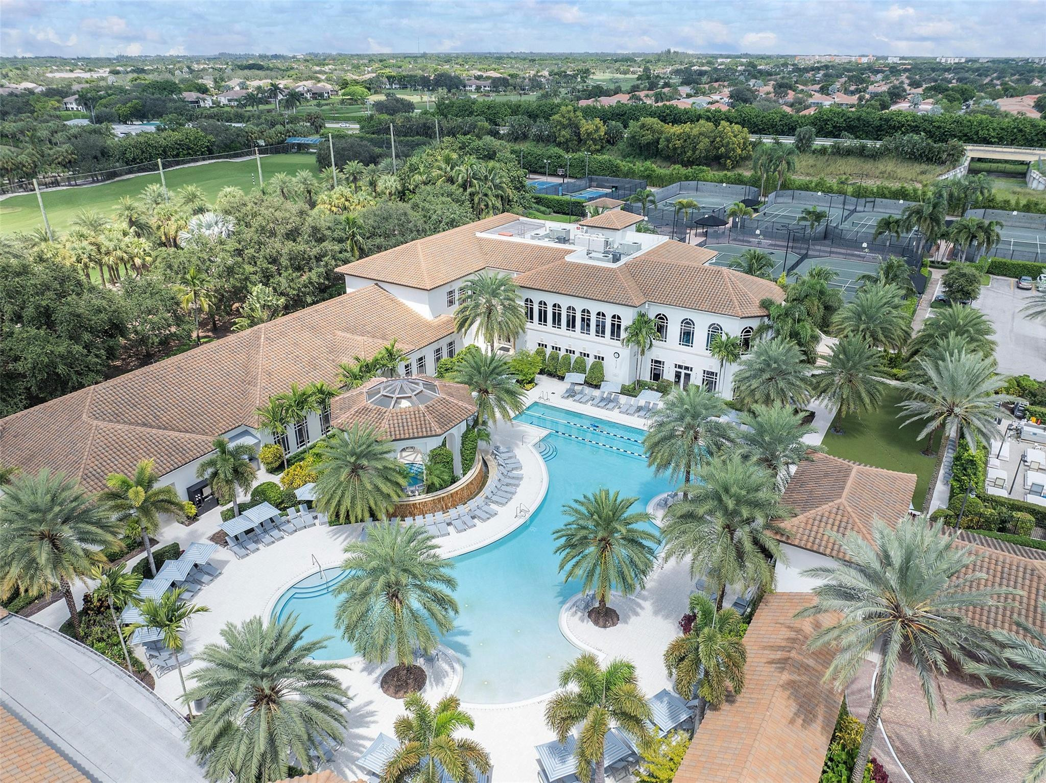 7963 Villa D Este Way