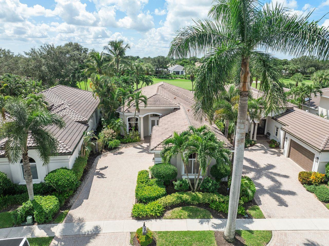7963 Villa D Este Way