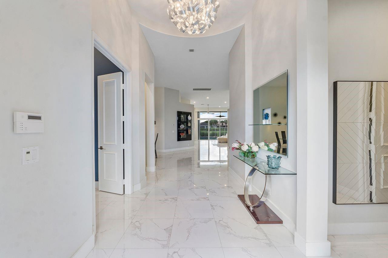 7963 Villa D Este Way