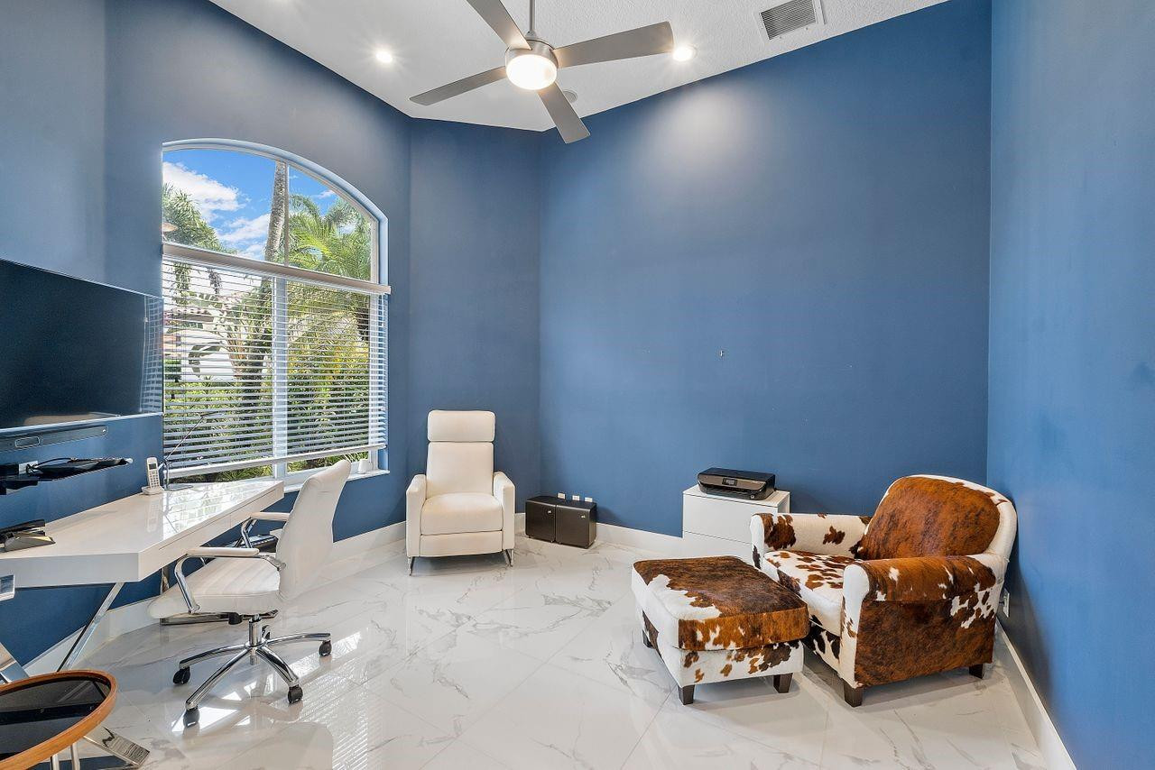 7963 Villa D Este Way