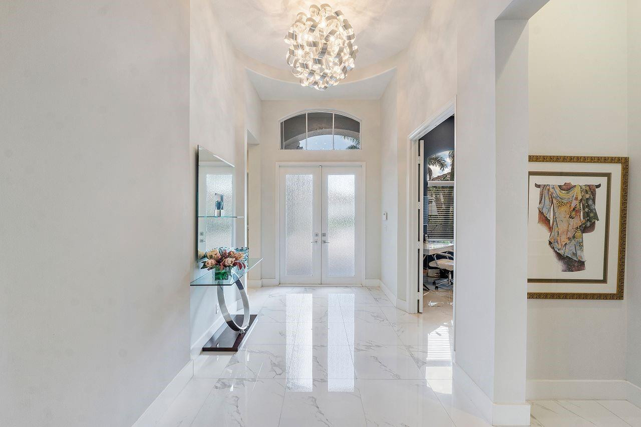 7963 Villa D Este Way