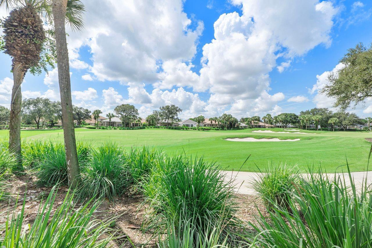 7963 Villa D Este Way