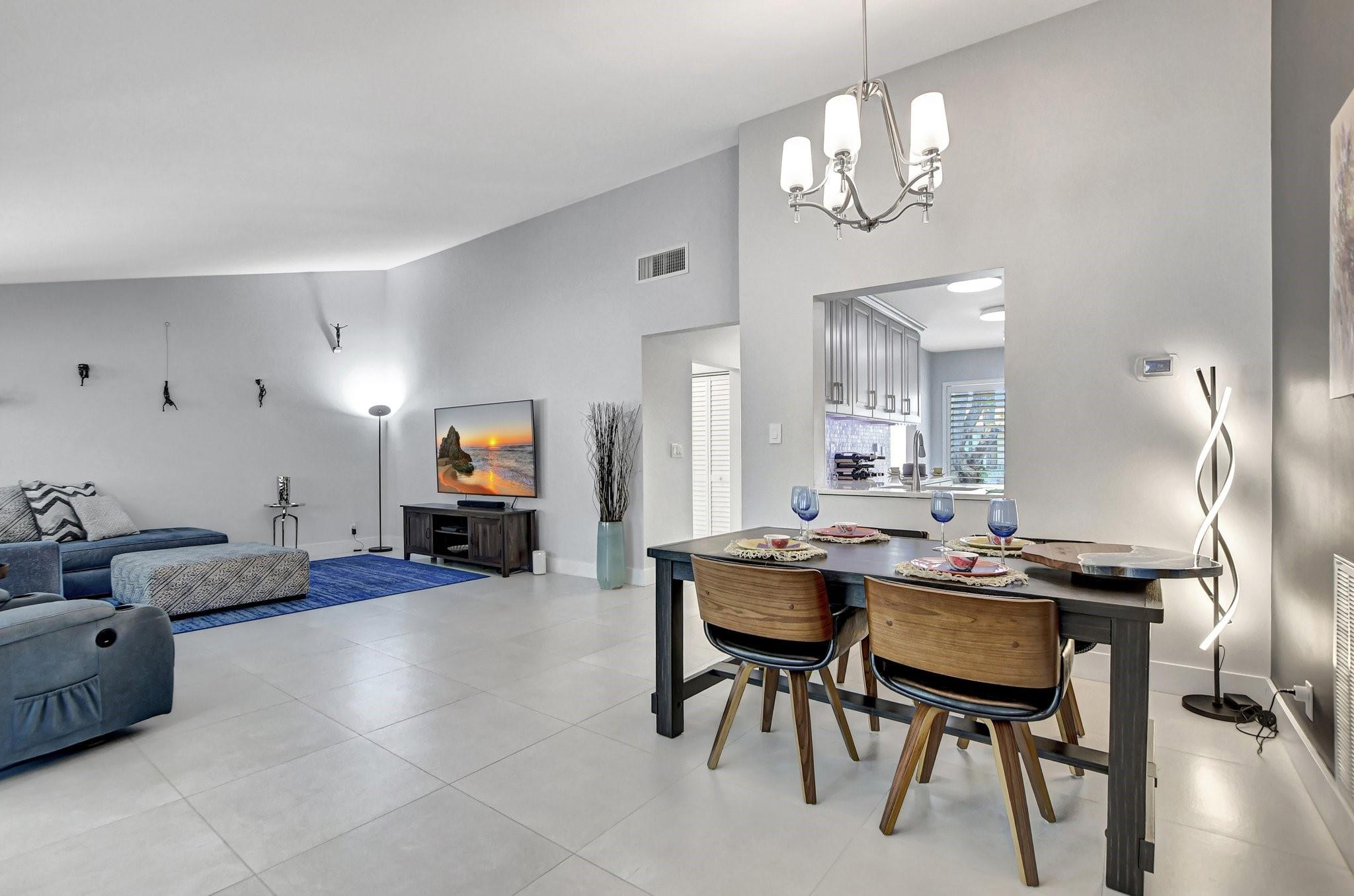2101 SW 17 Drive