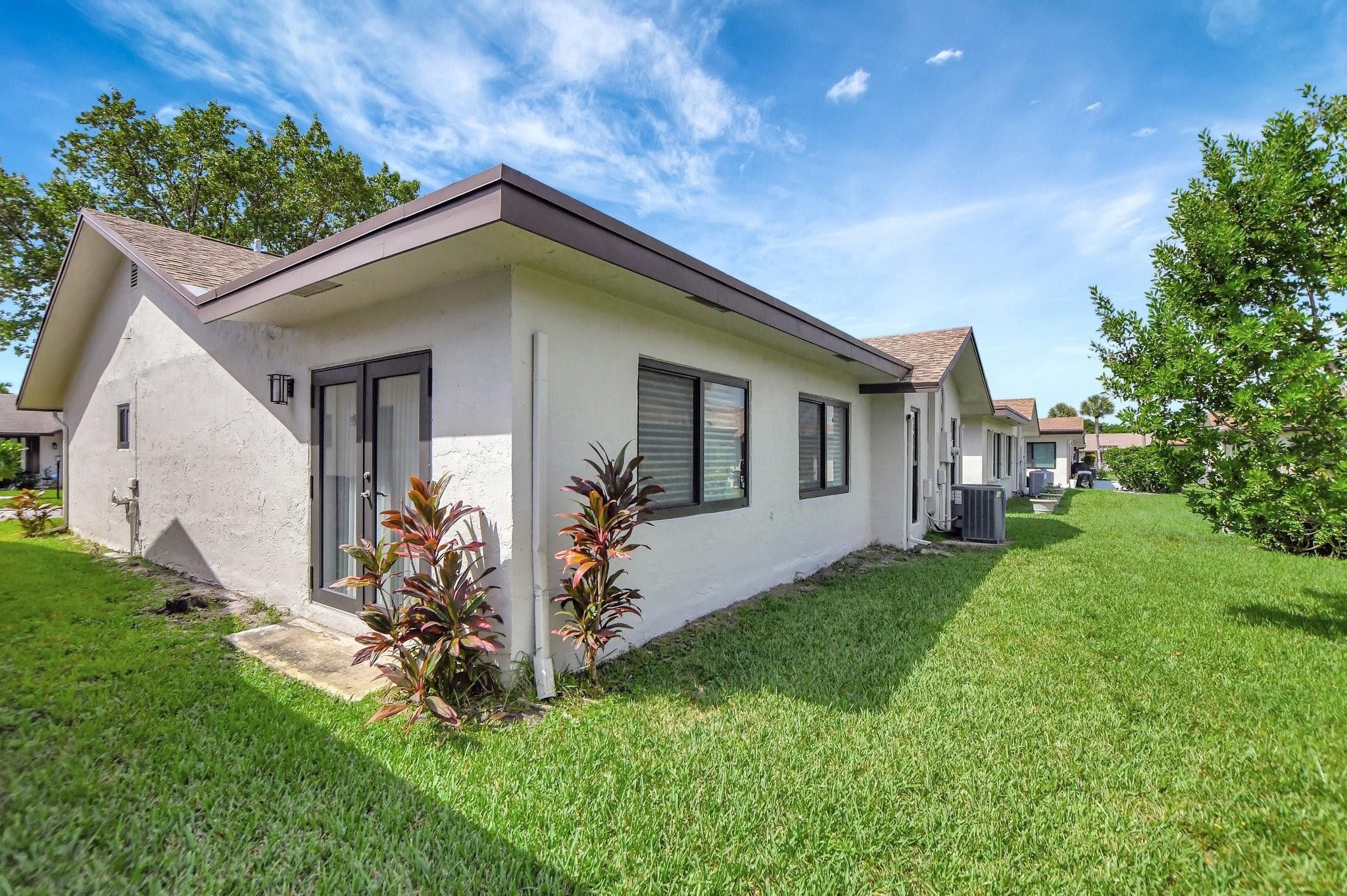 2101 SW 17 Drive