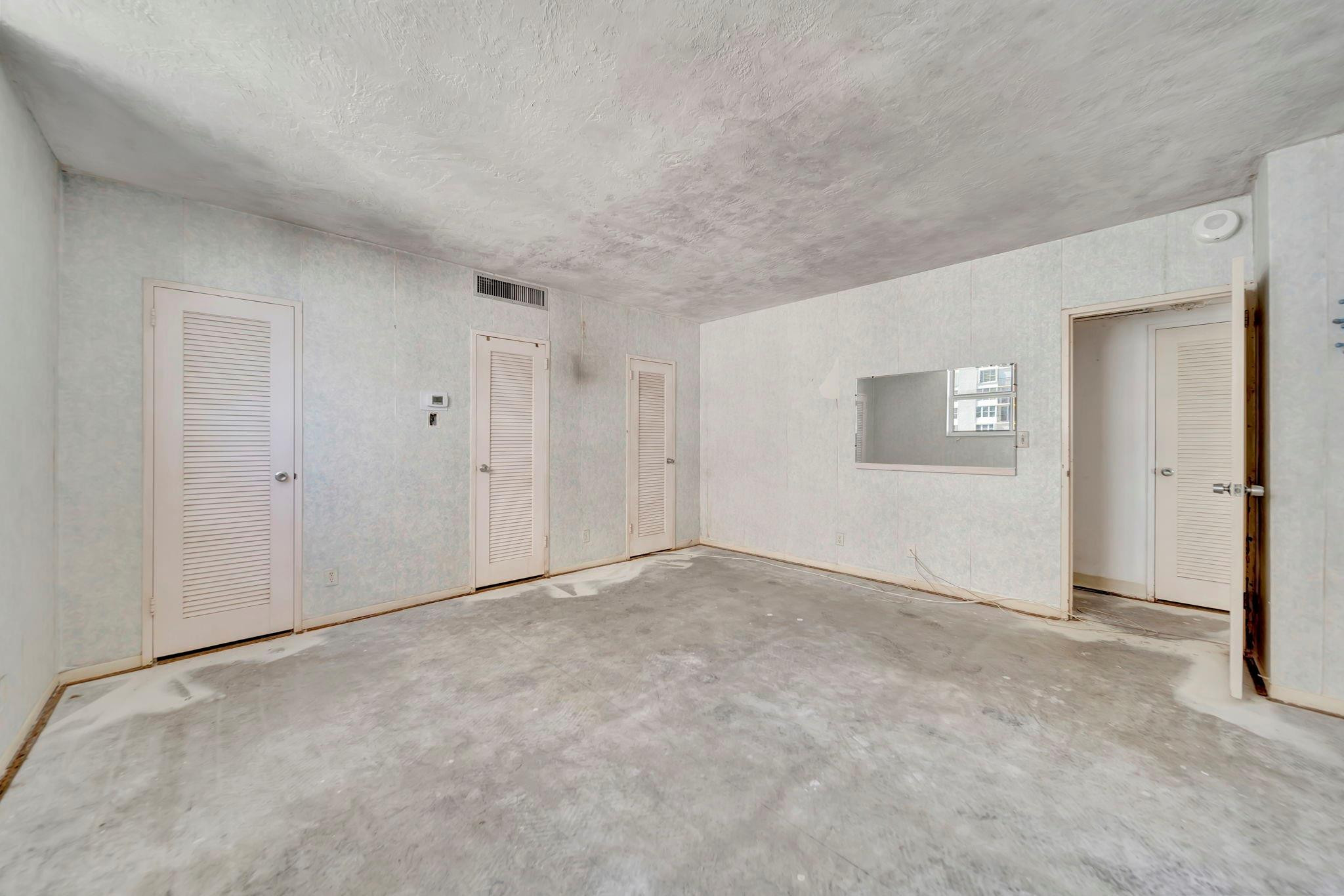 4250 Galt Ocean Drive 11G