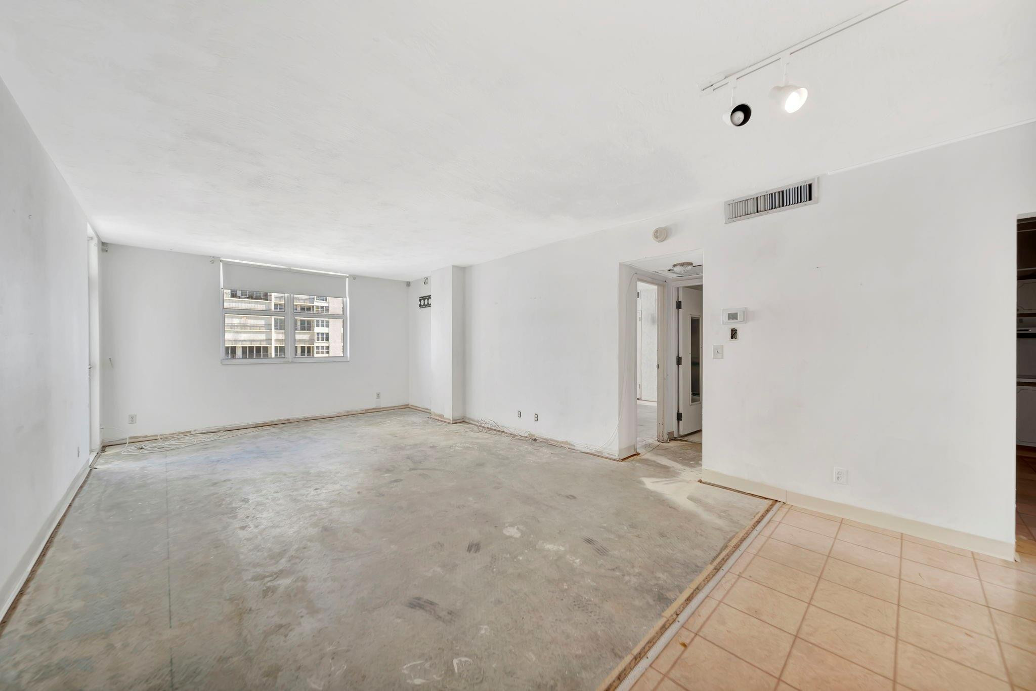 4250 Galt Ocean Drive 11G