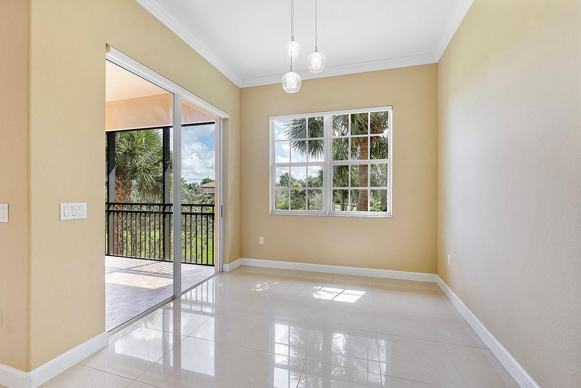 8186 NW 127th Lane 31-E
