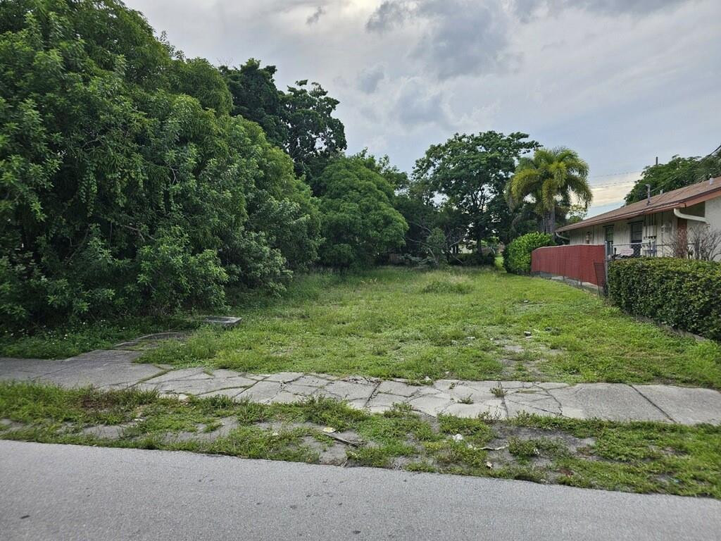265 NW 1st Avenue