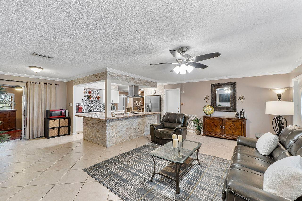 1510 NW 48th Place