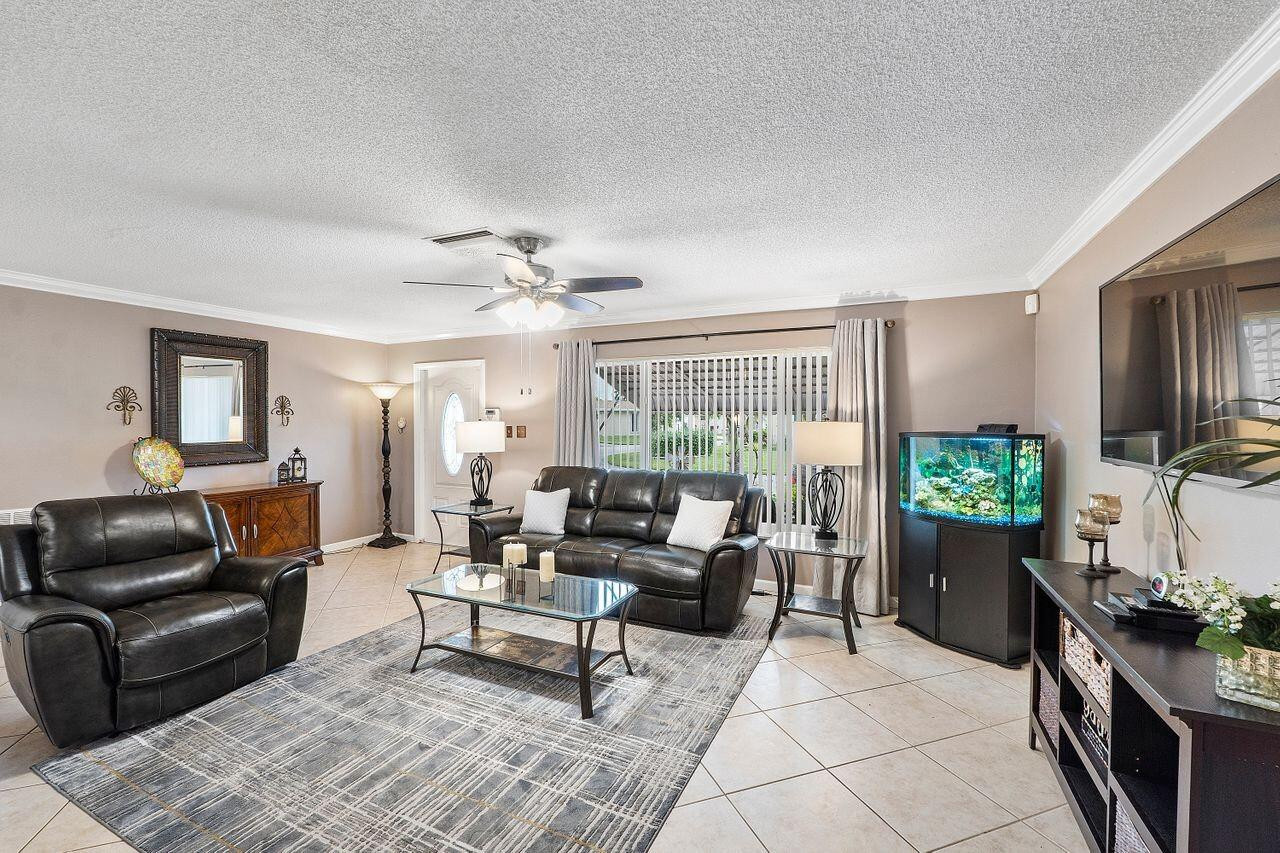 1510 NW 48th Place