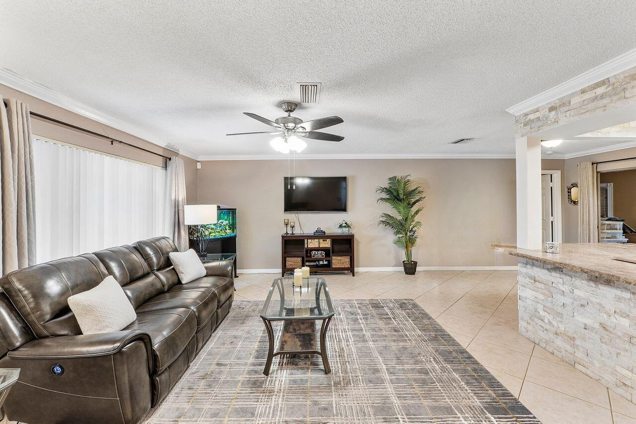 1510 NW 48th Place