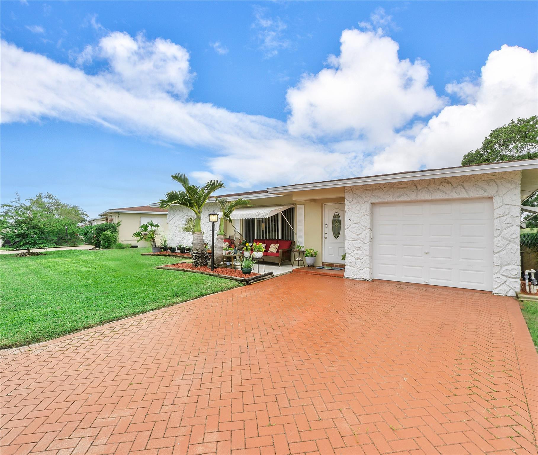 1510 NW 48th Place