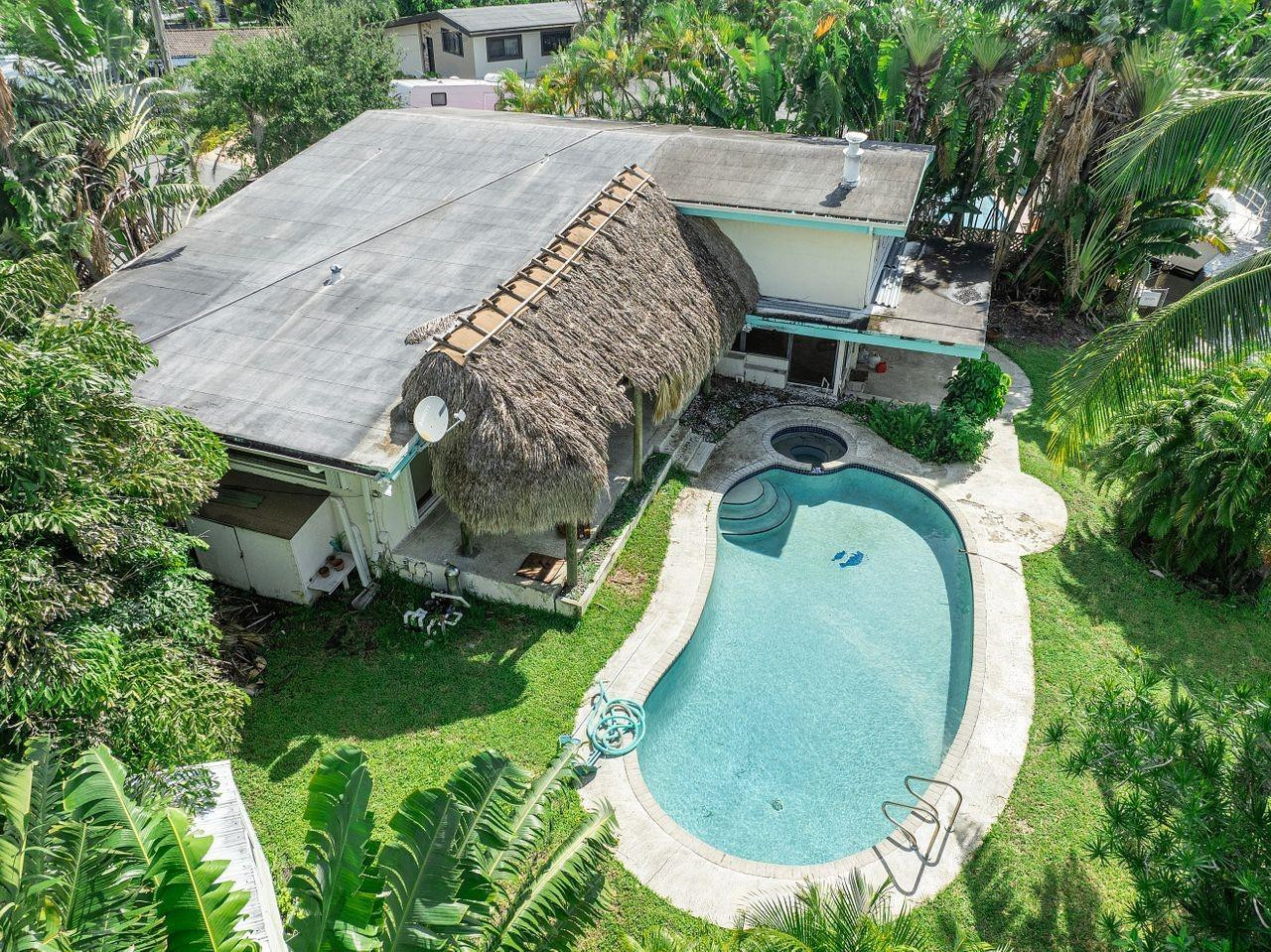 2637 Sugarloaf Lane