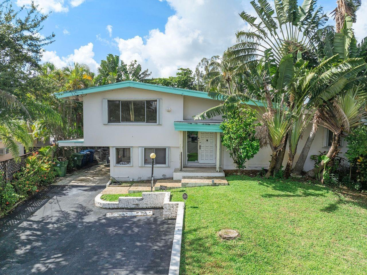 2637 Sugarloaf Lane