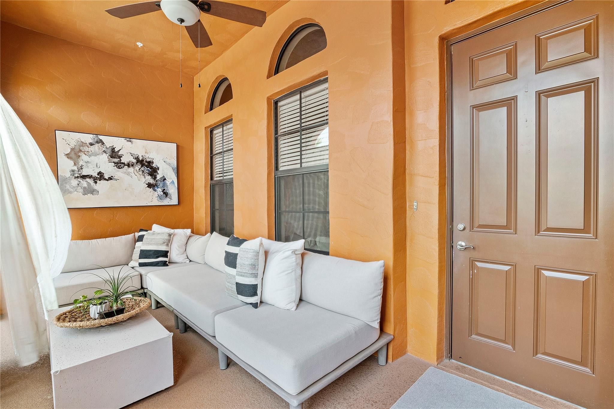 11711 Izarra Way 6111