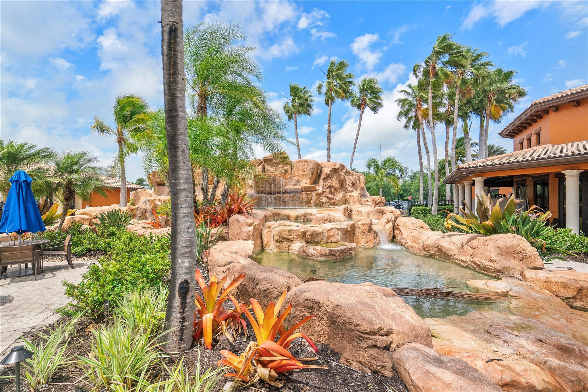 11711 Izarra Way 6111