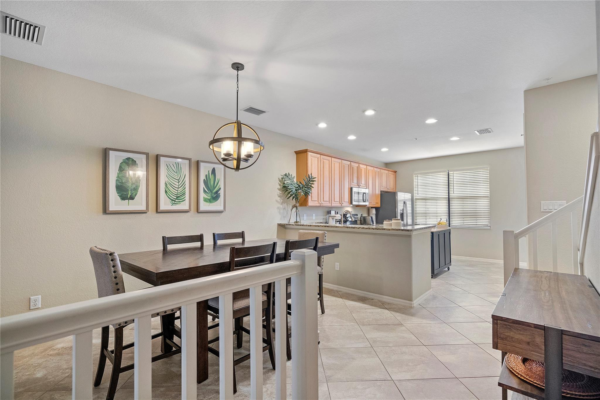 11711 Izarra Way 6111