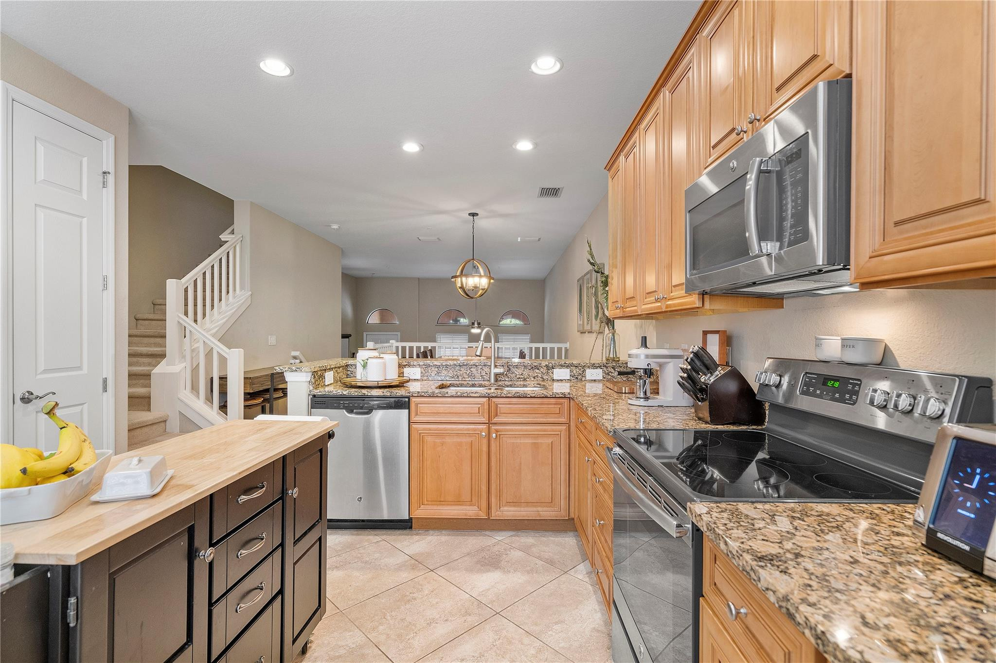 11711 Izarra Way 6111