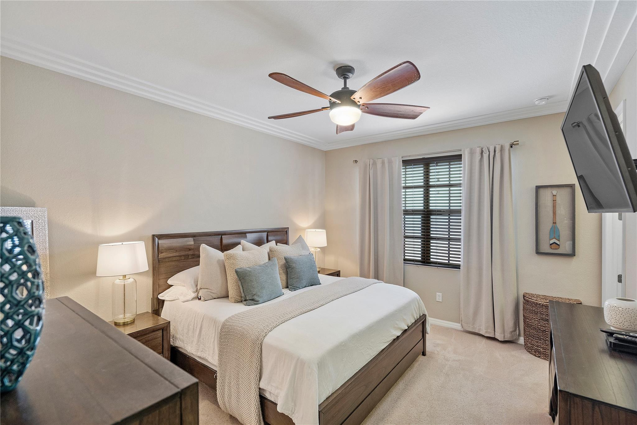 11711 Izarra Way 6111