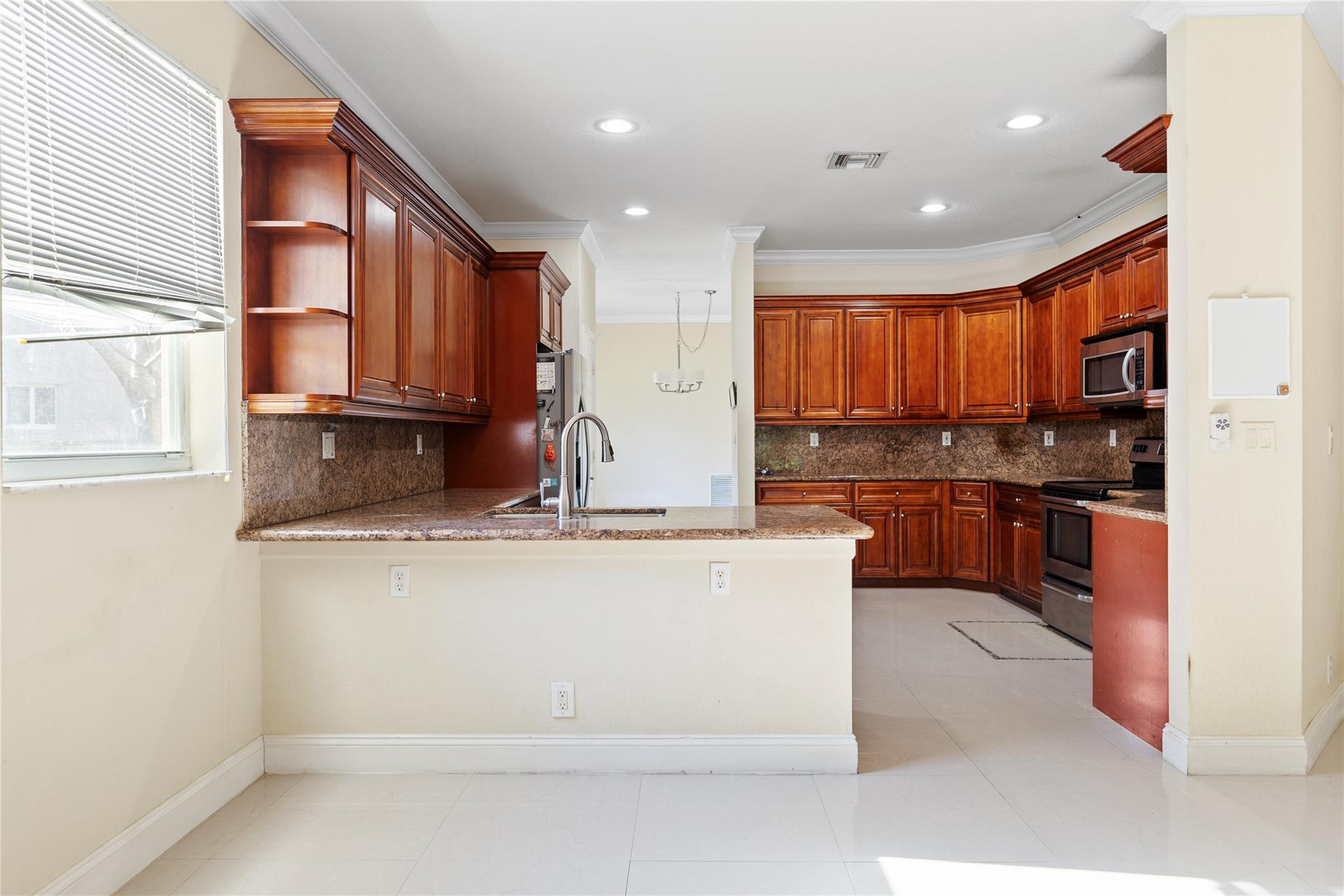 7400 NW 70th Avenue