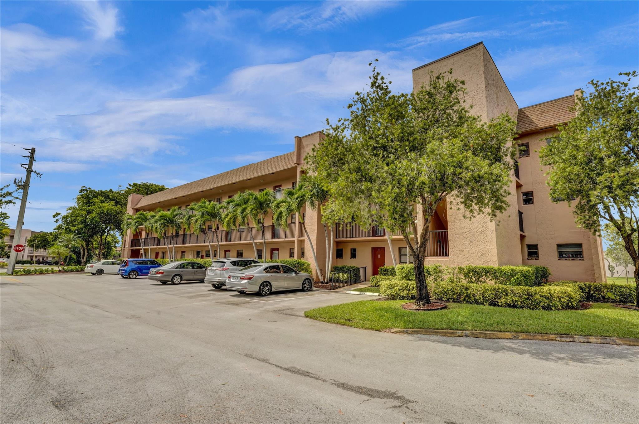 10303 Sunrise Lakes Boulevard Unit: 112