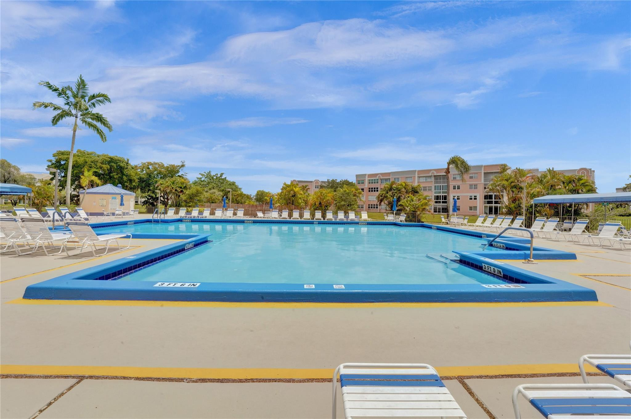 10303 Sunrise Lakes Boulevard Unit: 112