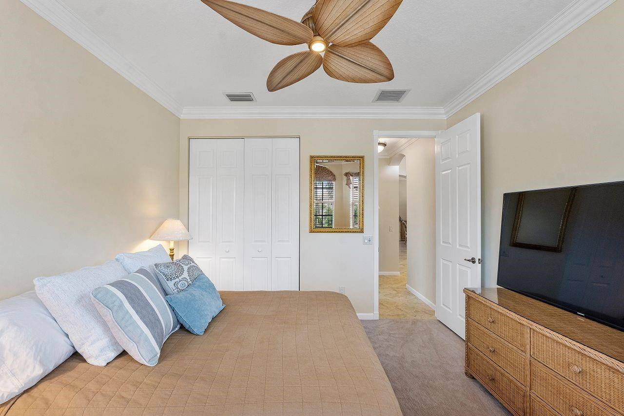 6828 Belmont Shore Drive