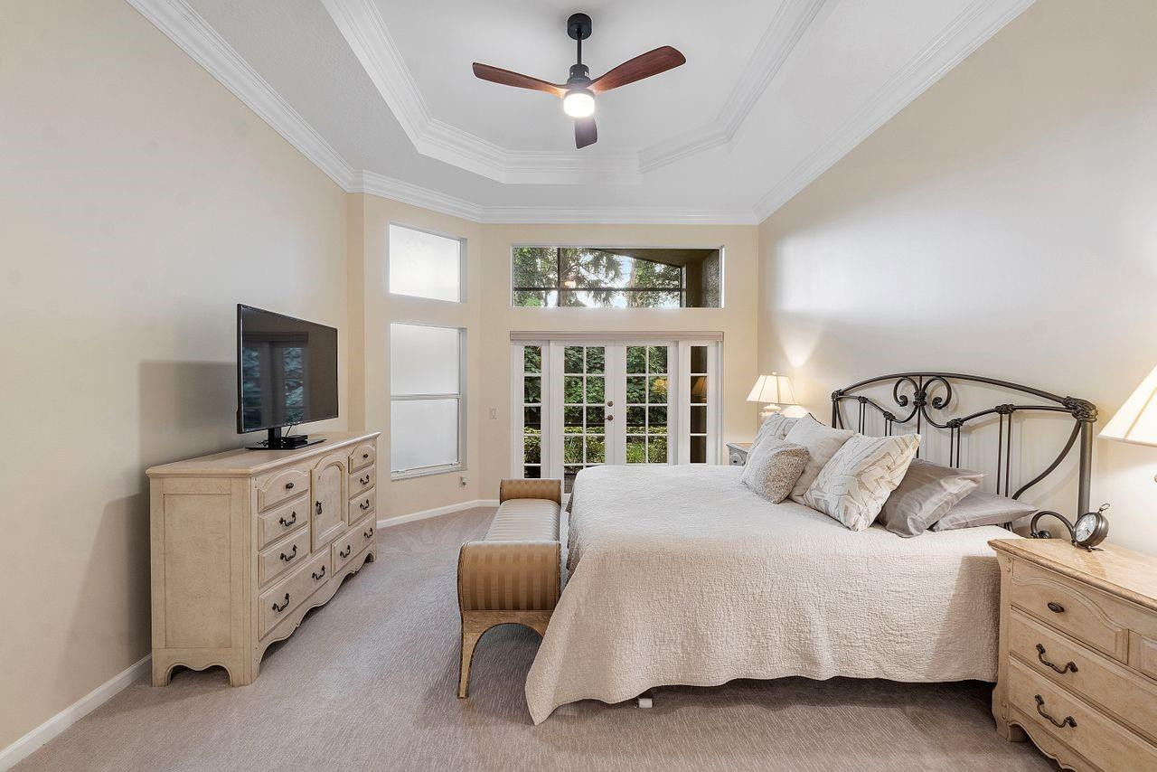 6828 Belmont Shore Drive