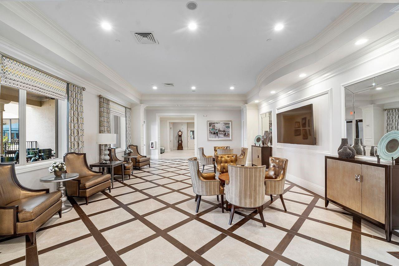 6828 Belmont Shore Drive