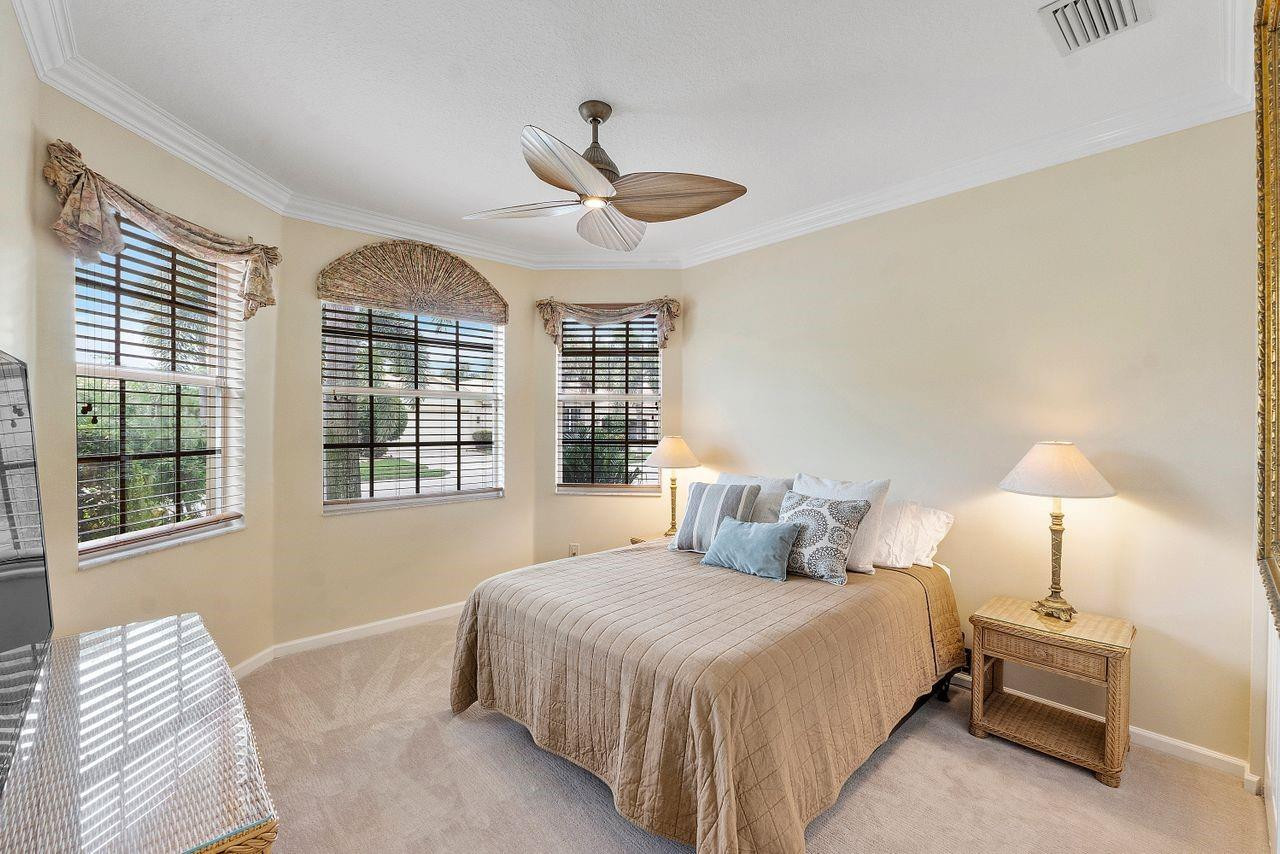 6828 Belmont Shore Drive