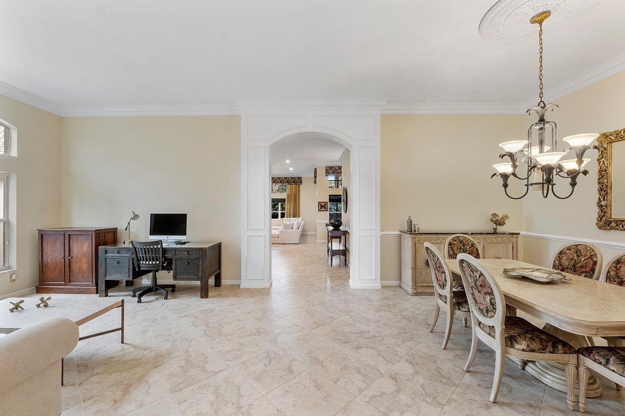 6828 Belmont Shore Drive