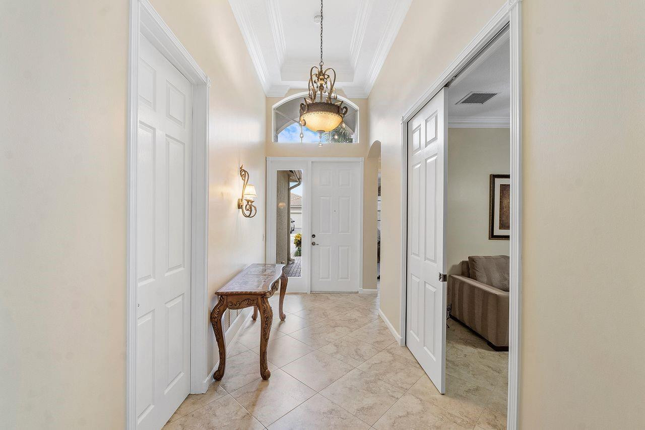 6828 Belmont Shore Drive