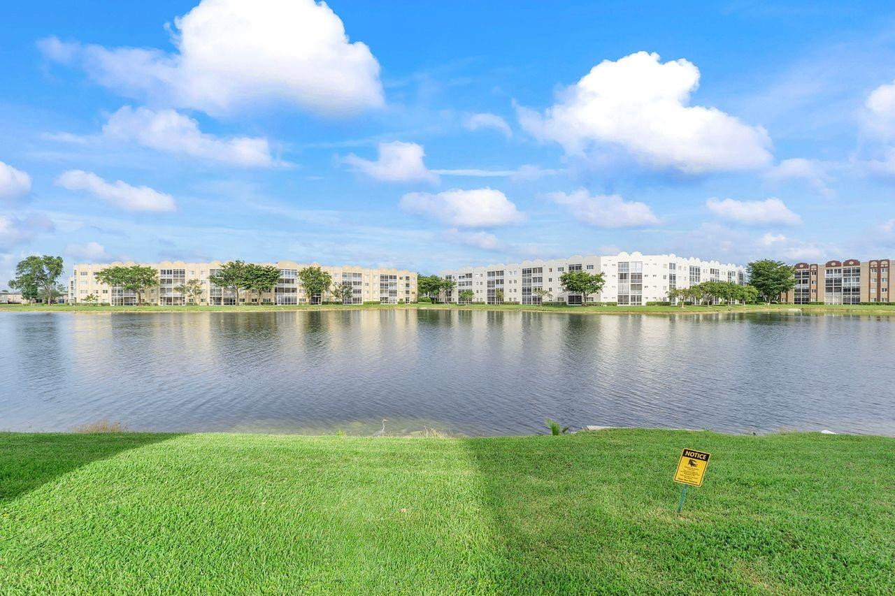 7558 Granville Drive 306