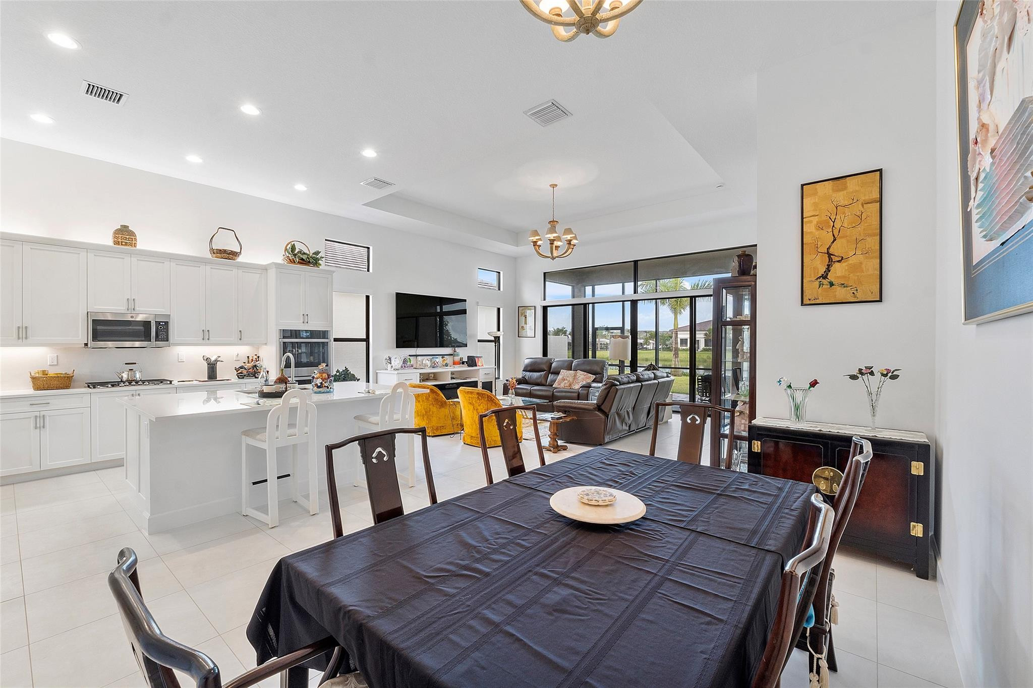 9422 Mountain Pine Grove