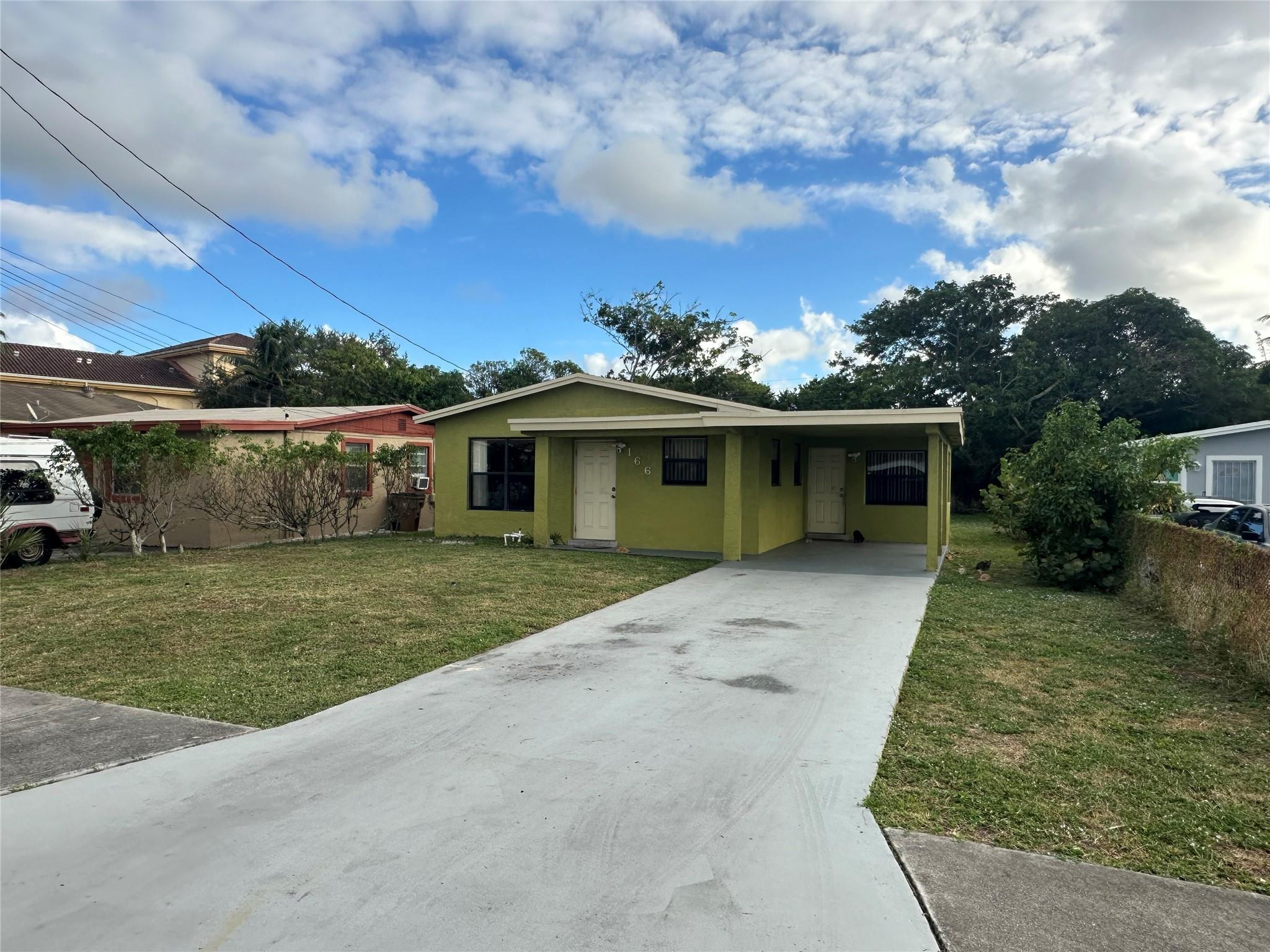 166 SW 5th Street