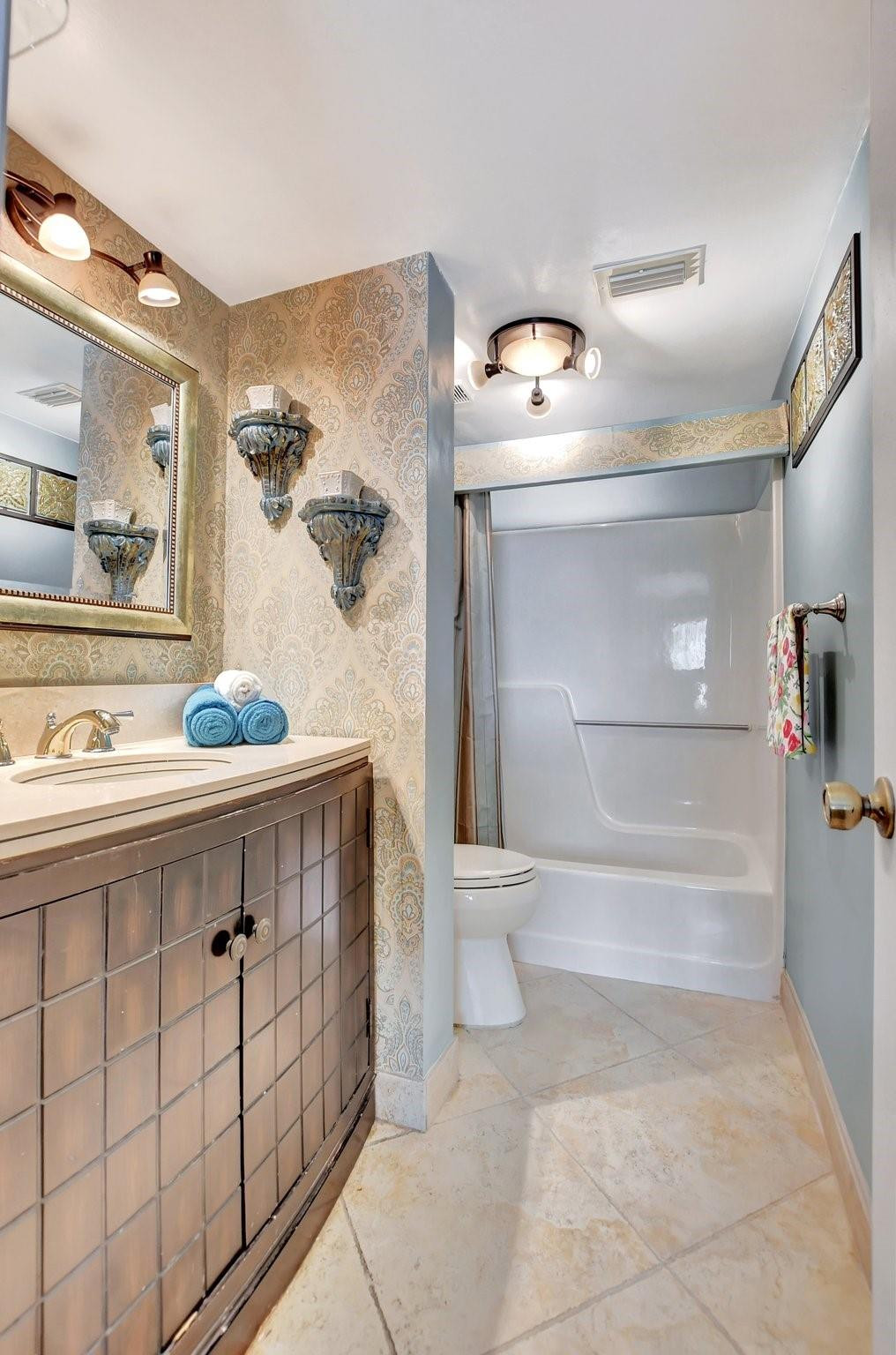 21905 Lake Forest Circle Unit 102