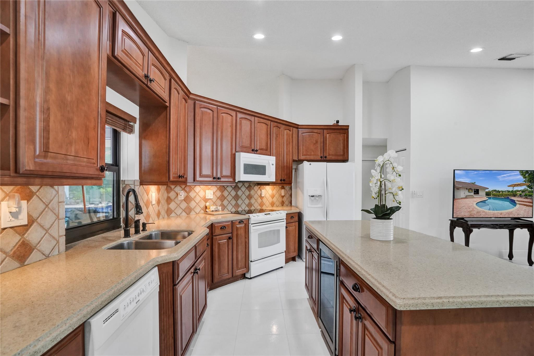 5788 NW 48th Court
