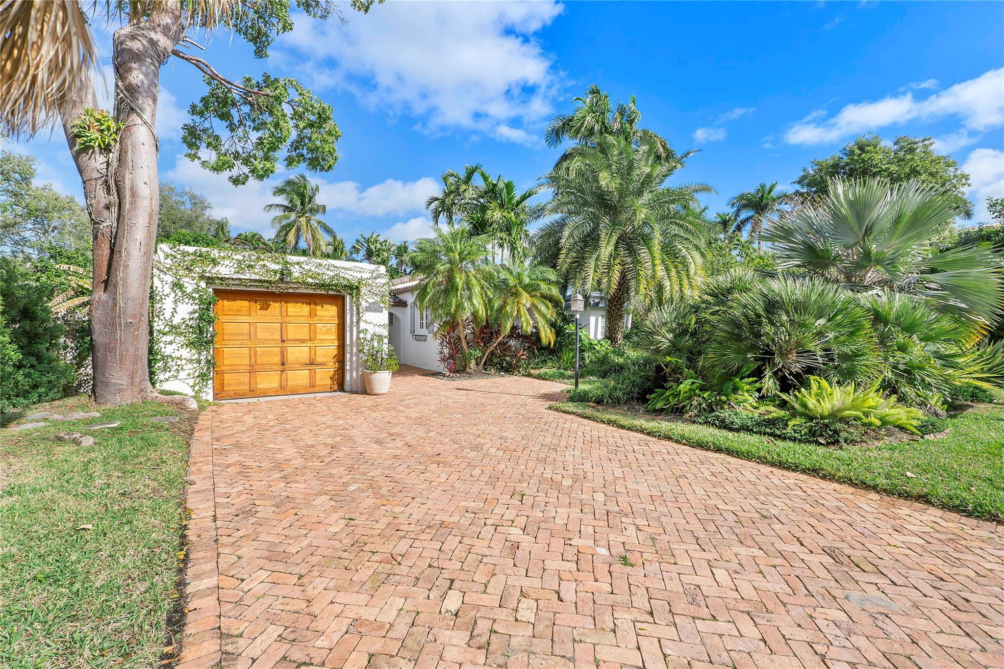 1615 SE 4th Street