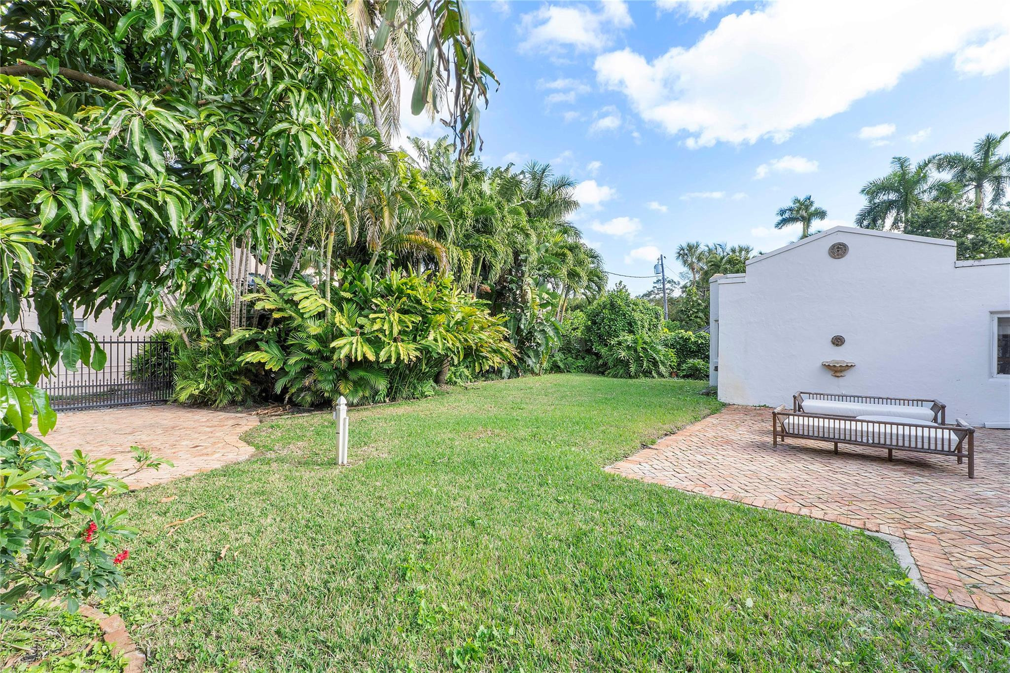 1615 SE 4th Street