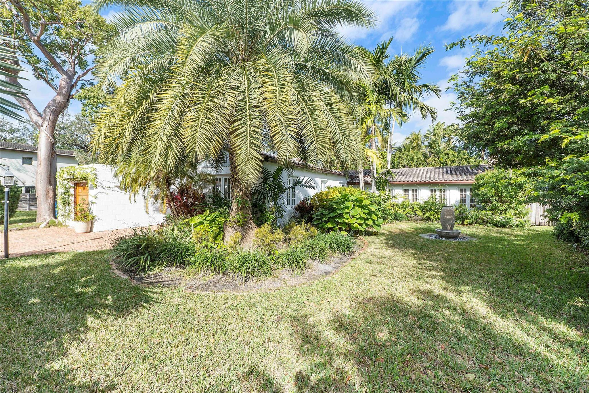 1615 SE 4th Street