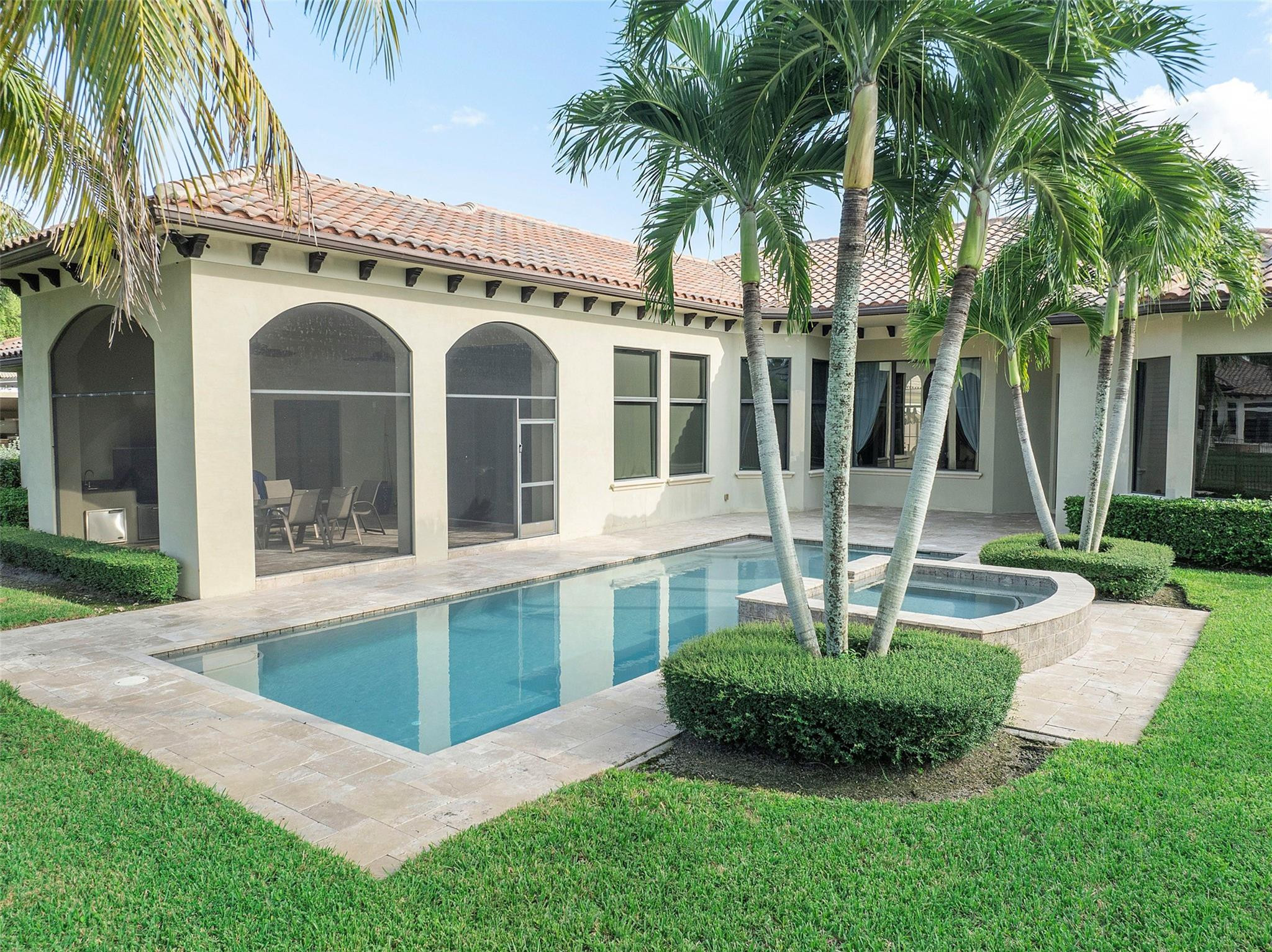 12233 NW 68th Court